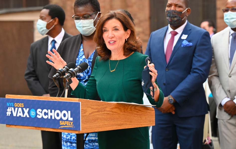 Governor Hochul Kicks Off New York Stateís ìVax to School Safelyî Campaign in Brooklyn